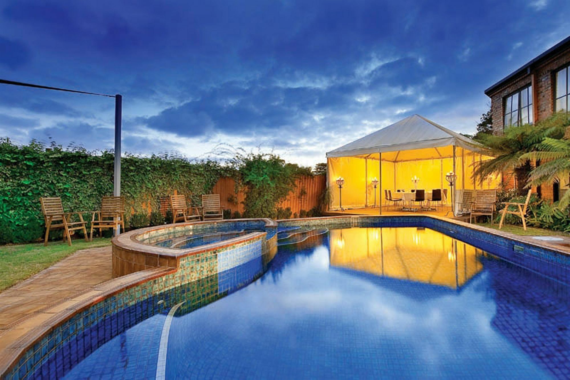Best Western Plus Buckingham International Moorabbin Exterior photo
